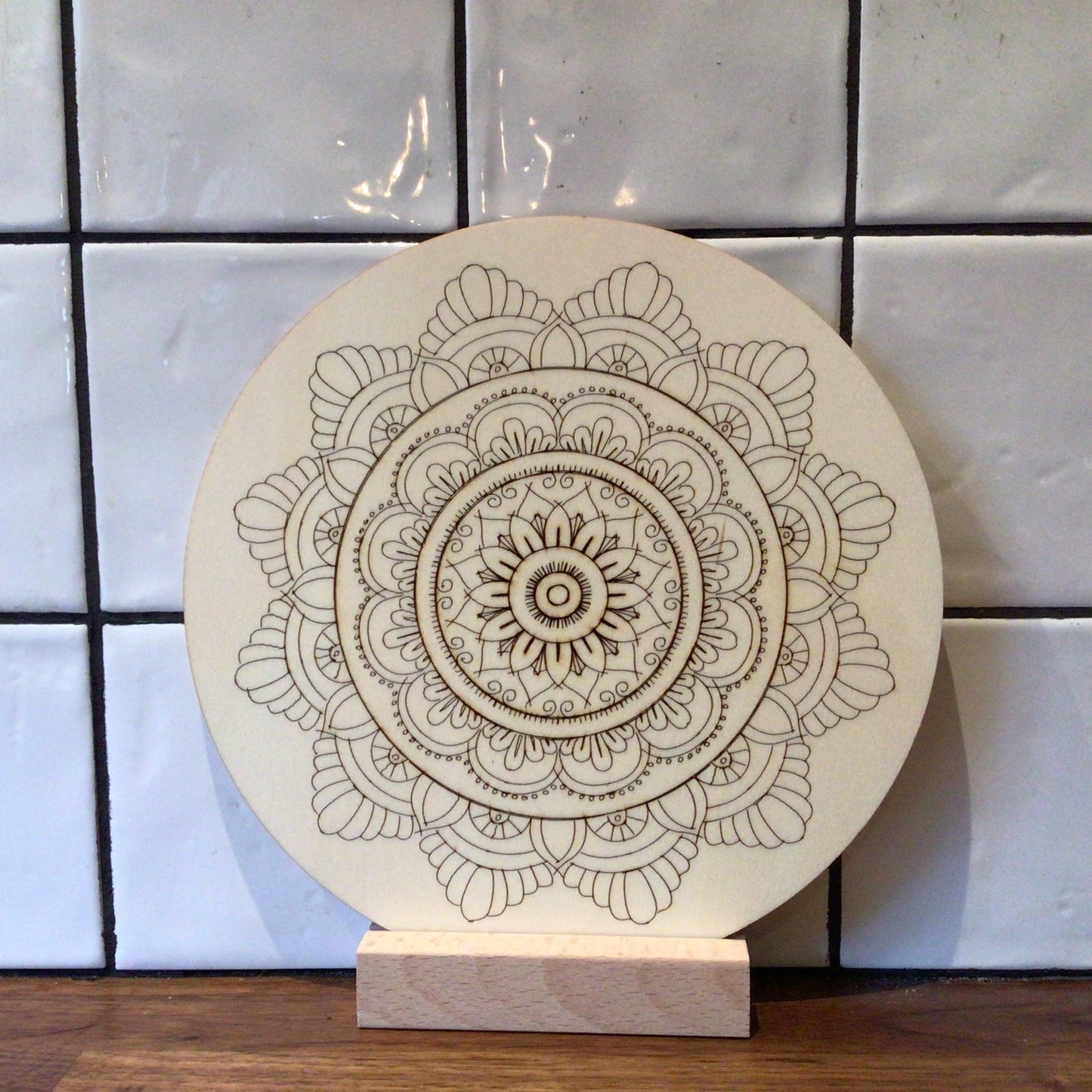 Houten kleurplaat mandala 2