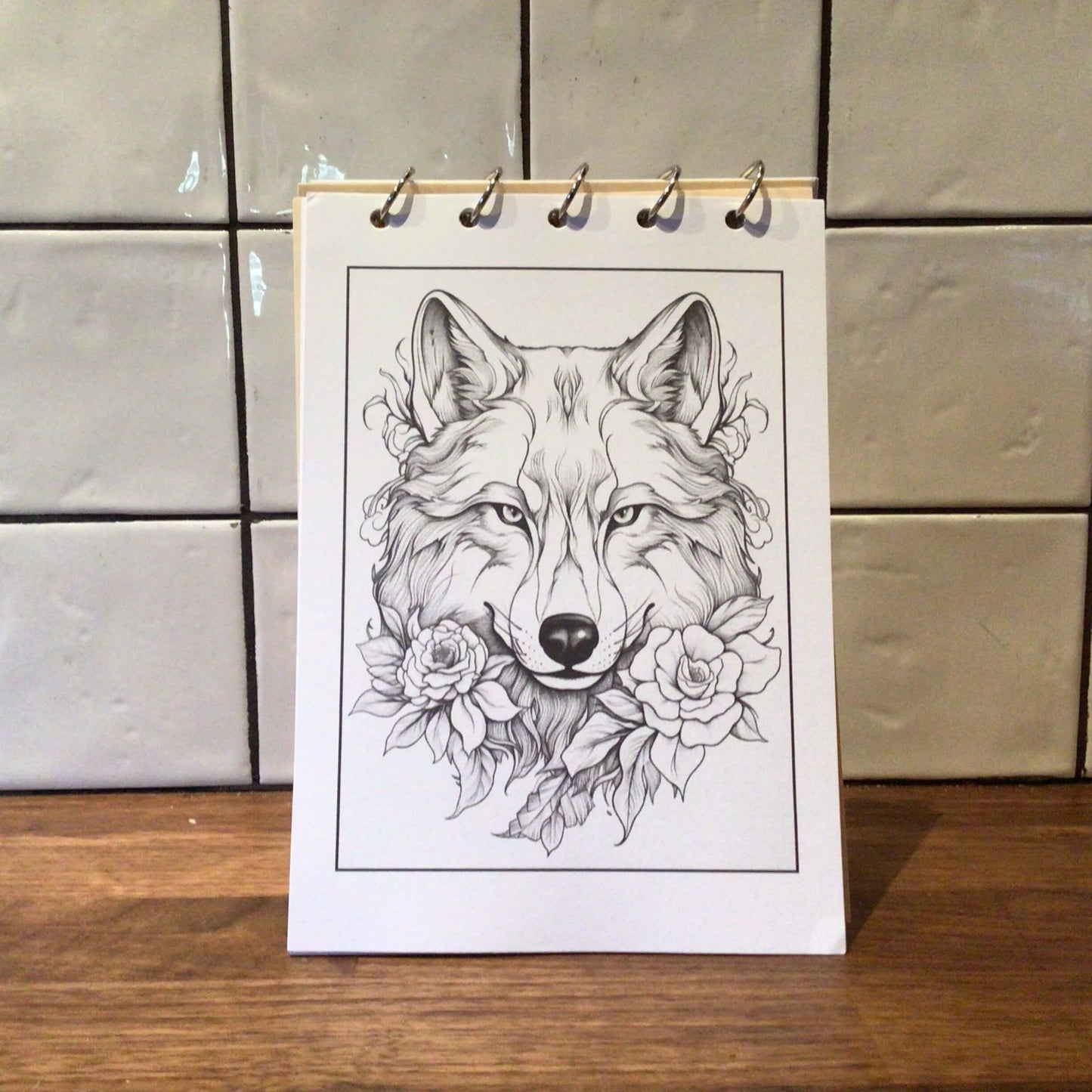 Kleurboek met houten kaft-dieren