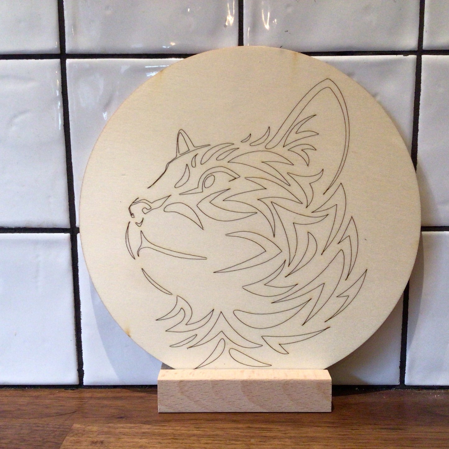 Houten kleurplaat kat