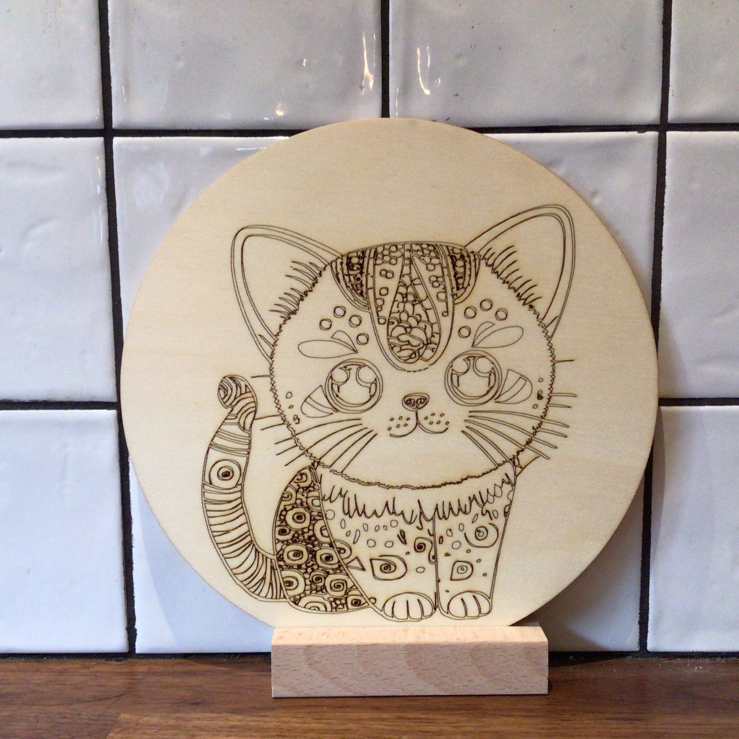 Houten kleurplaat kat