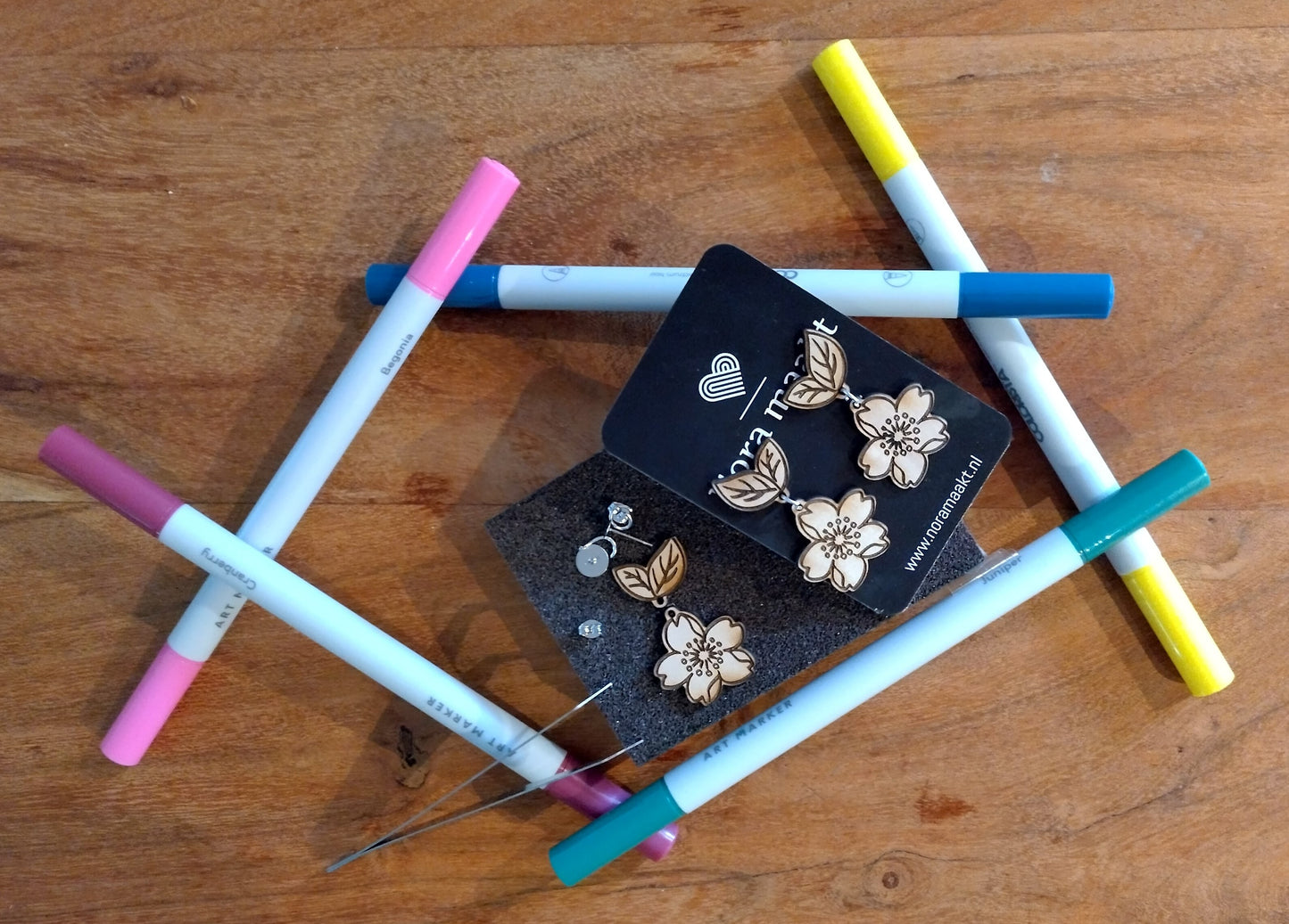 Zondag-Workshop-kreadoe-houten oorbellen